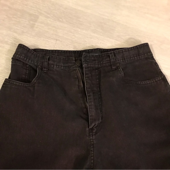 Bill Blass stretch Jeans. Black with subtle metallic red highlights. Size 10. - Picture 4 of 7